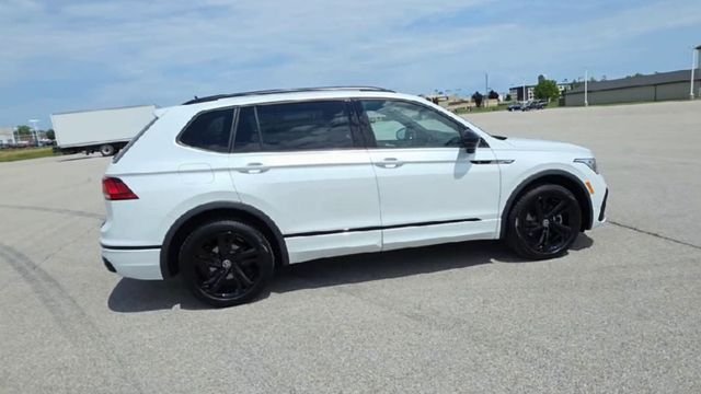 Used 2023 Pure White Volkswagen 2.0T SE R-Line Black image 8