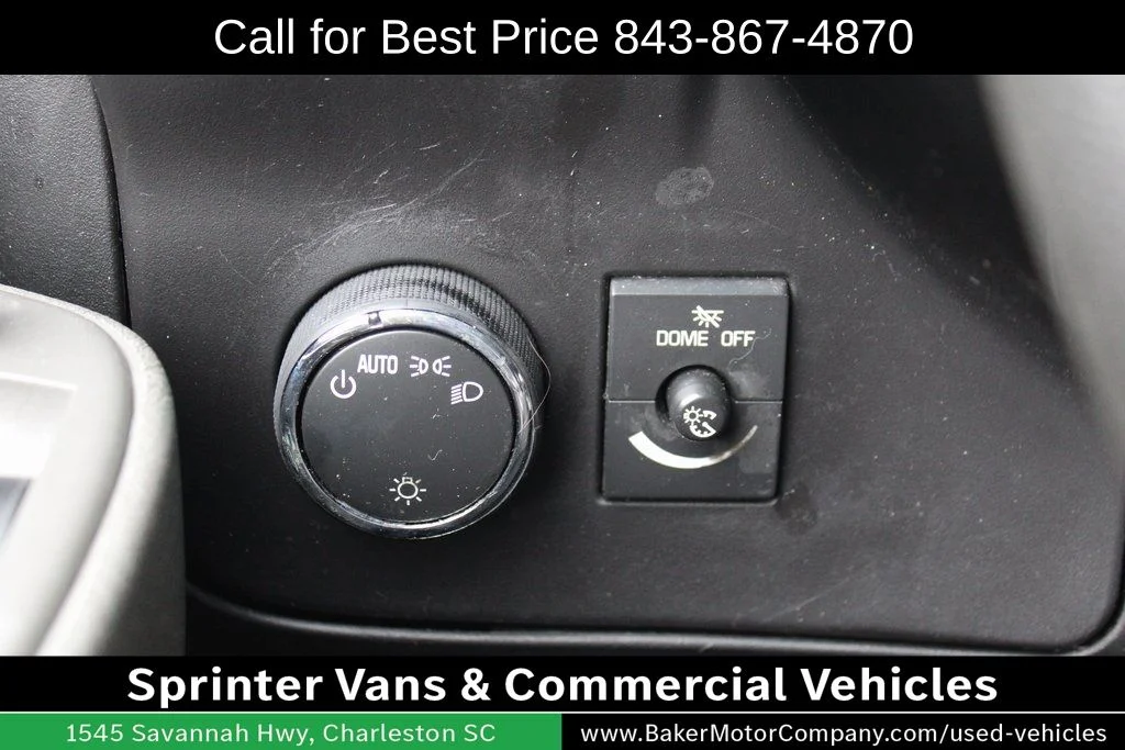 2023 GMC Savana Cargo Work Van - Photo 19