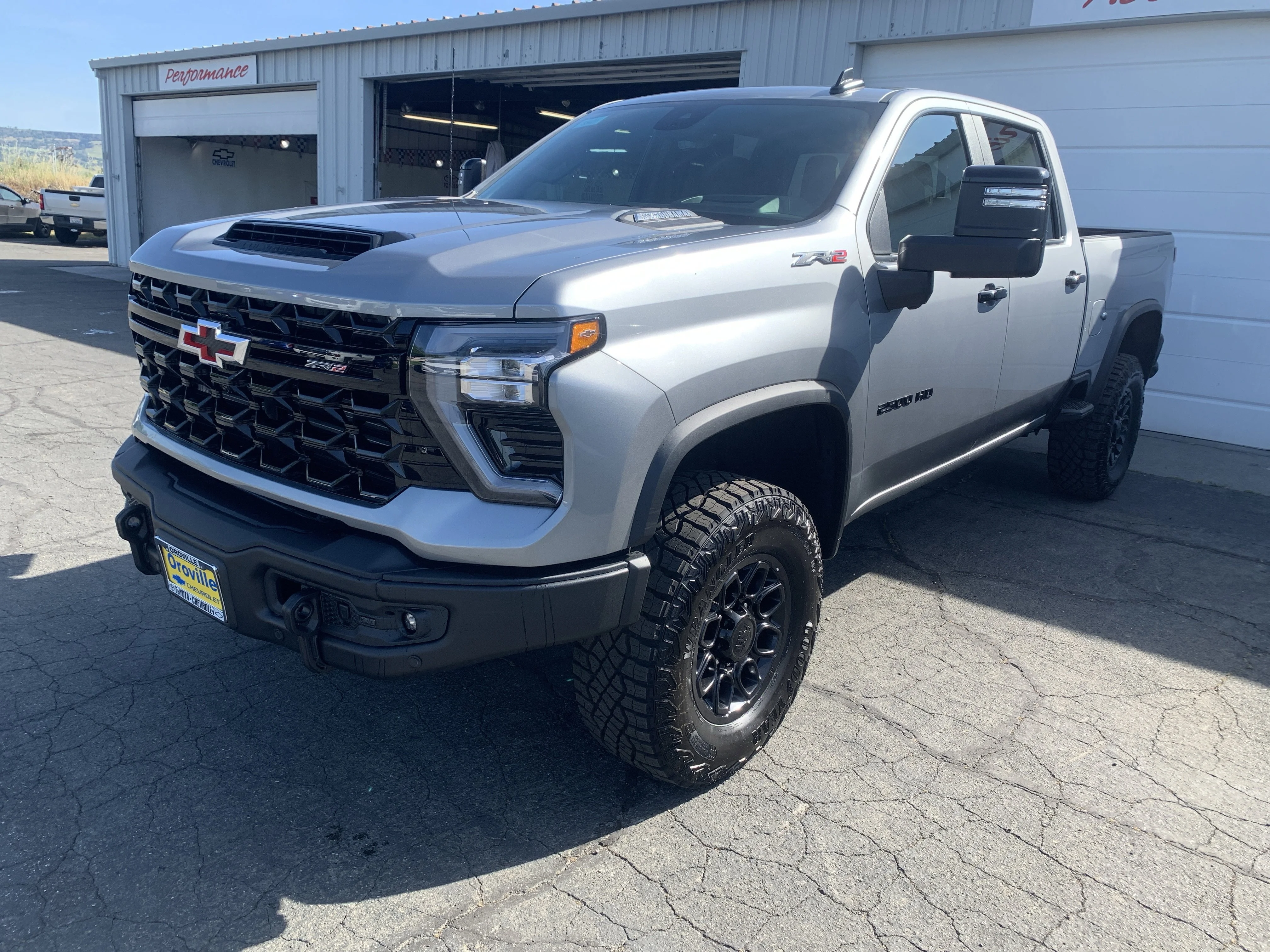 2026 Chevrolet Silverado HD ZR2 4WD Crew Cab Standard Box's photo