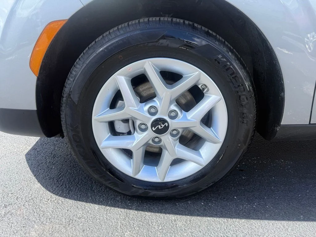 Certified Used 2025 Gray Kia LX image 13