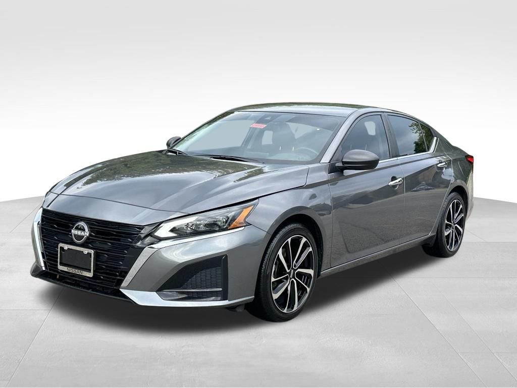 2025 Nissan Altima