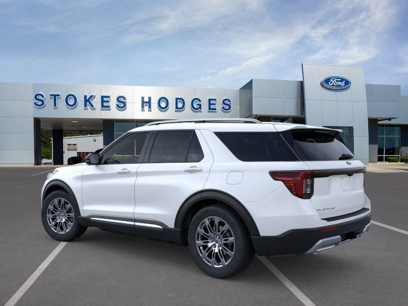 New 2026 Star White Metallic Tri-Coat Ford Platinum™ image 5