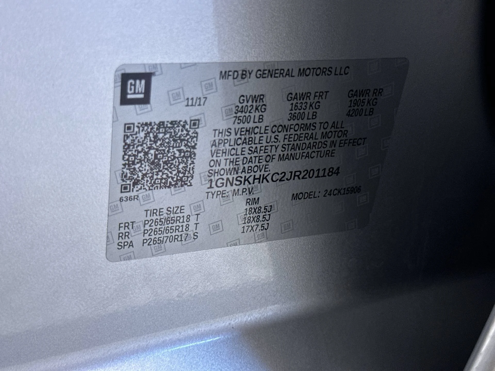 Used 2018 Silver Ice Metallic Chevrolet LT image 14