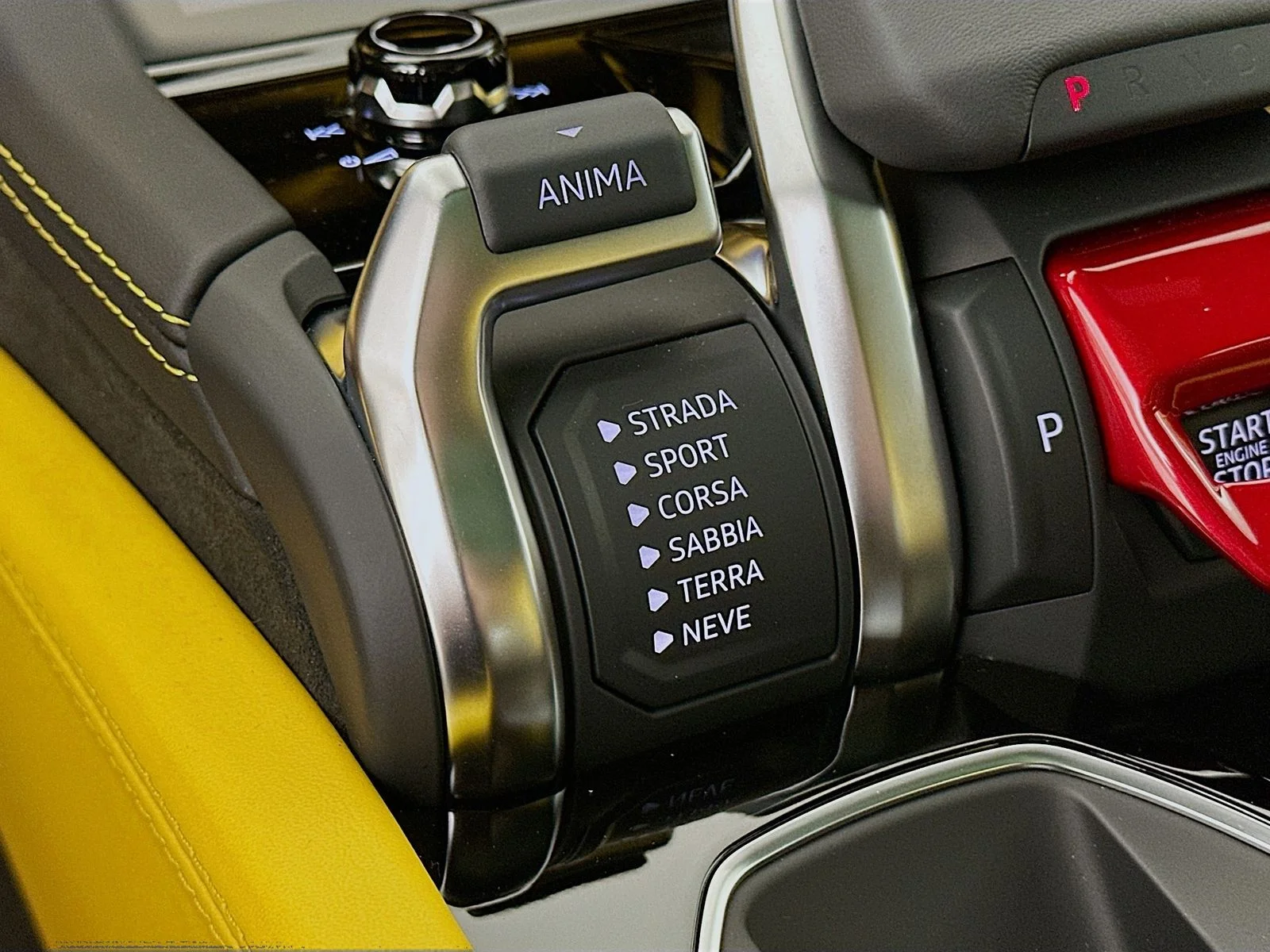 Used 2025 Yellow Lamborghini  image 22