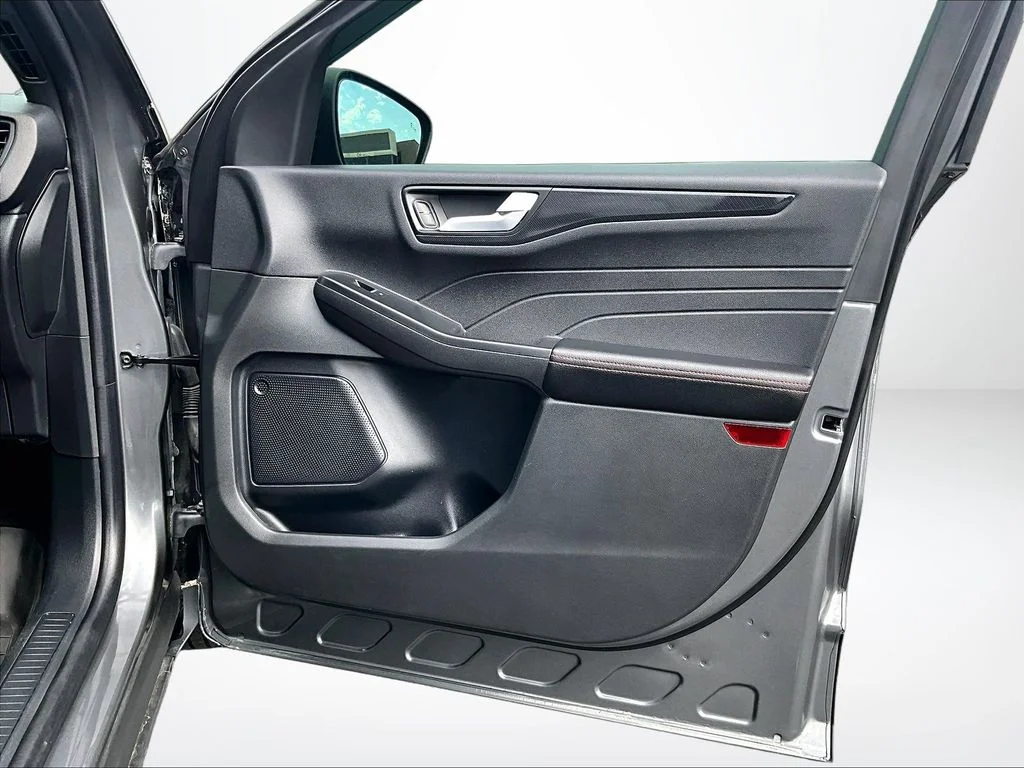 Used 2025 Gray Ford ST-Line Select image 23