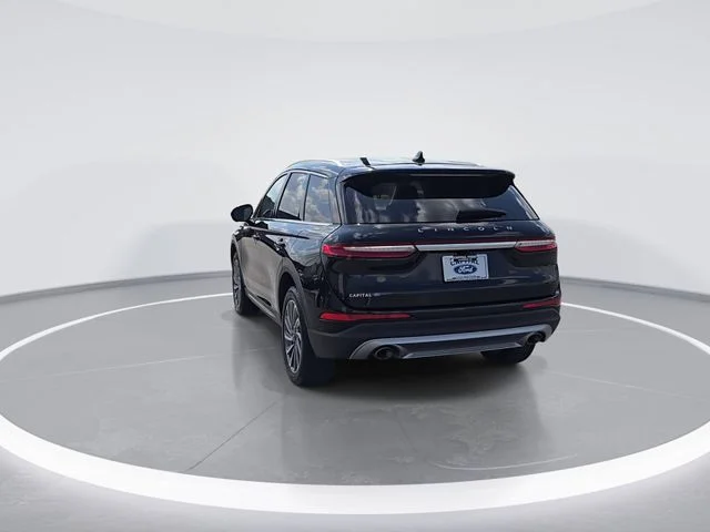 Used 2023 Black Lincoln Reserve image 7