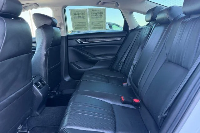 Used 2020 White Honda EX-L image 20