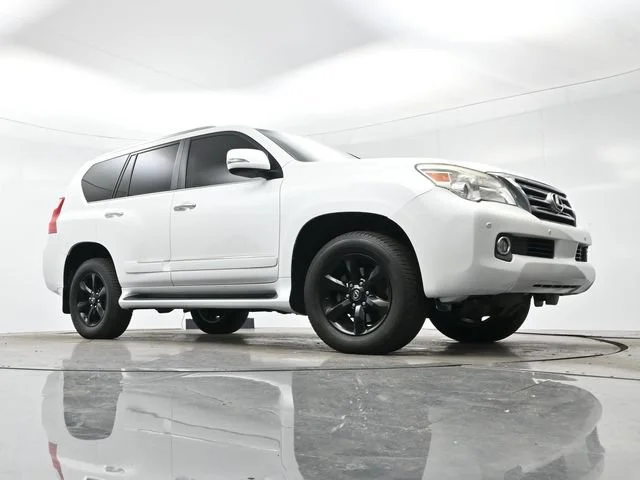 Used 2013 Starfire Pearl Lexus 5DR SUV 4WD image 9