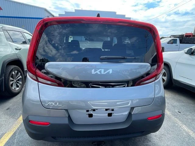 Certified Used 2022 Gray Kia  image 6