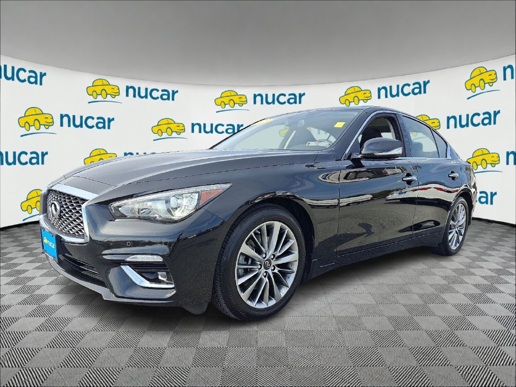 Used 2023 Black INFINITI LUXE image 3