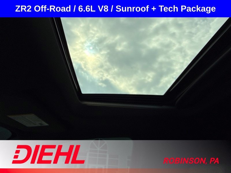 Used 2025 Gray Chevrolet ZR2 image 39