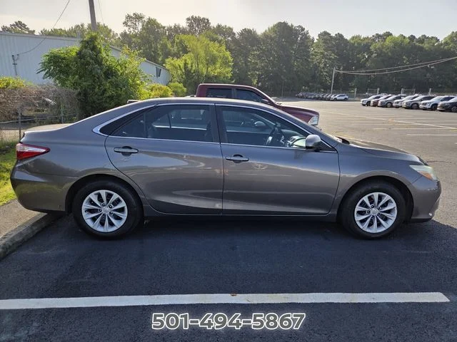 Used 2016 Gray Toyota LE image 10