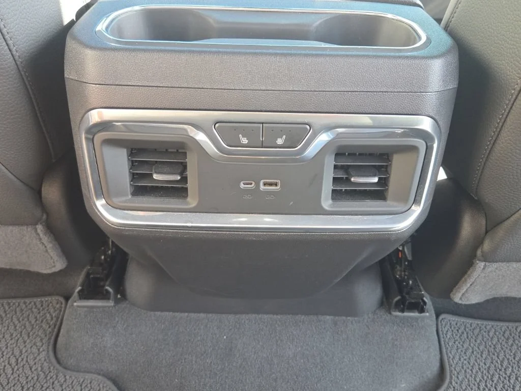 Used 2024 White Frost Tricoat GMC Denali image 15