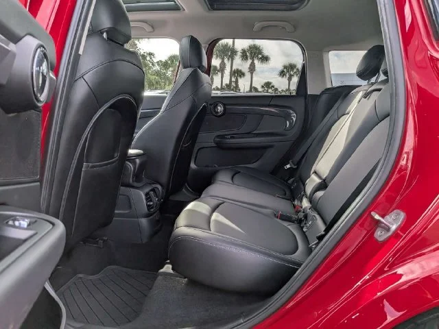 Used 2018 Red MINI Cooper S image 14
