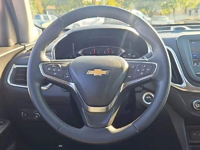 Used 2024 Summit White Chevrolet LT image 14