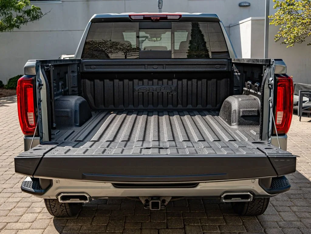 Used 2024 Sterling Metallic GMC AT4 image 21
