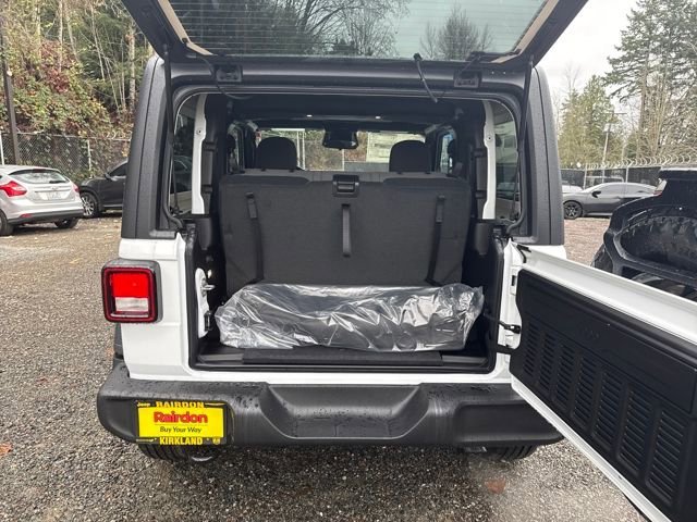 New 2026 Bright White Clear-Coat Exterior Paint Jeep Sport S image 12