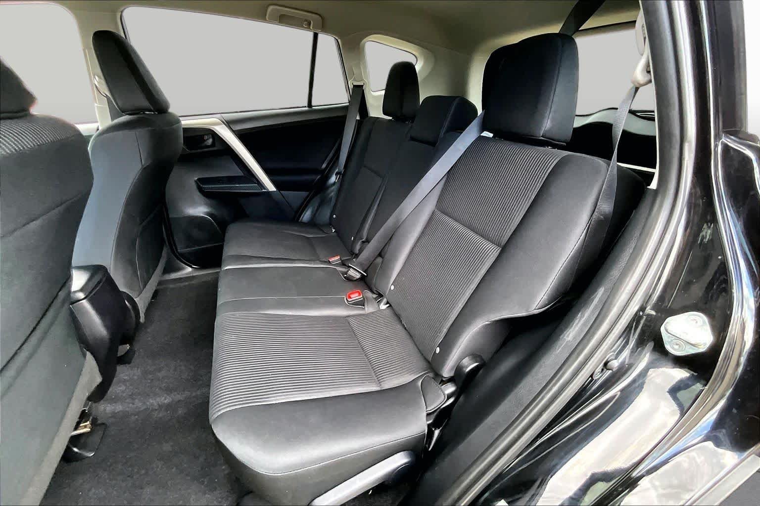 Used 2015 Black Toyota LE image 20