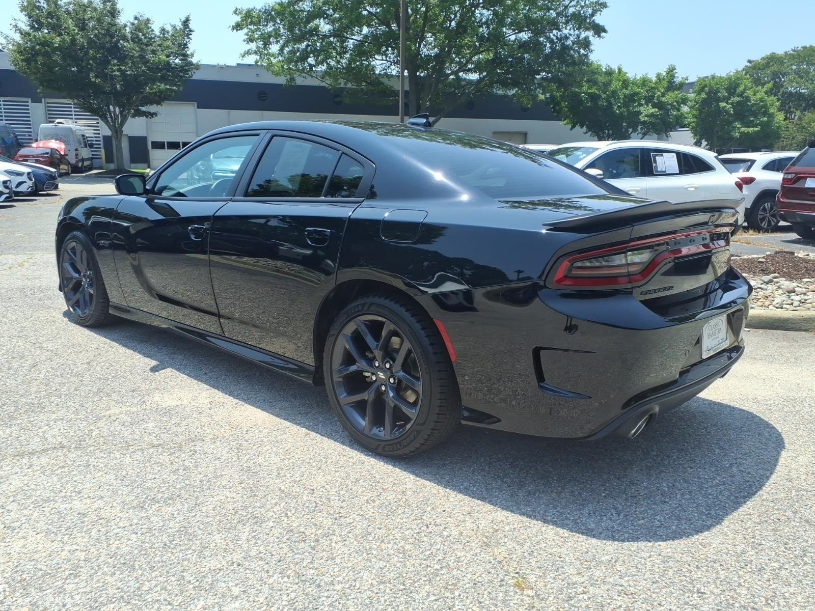 Used 2023 Pitch Black Clearcoat Dodge R/T image 8