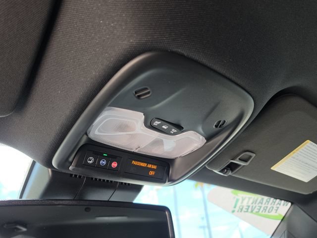 New 2026 Summit White Chevrolet LT image 26