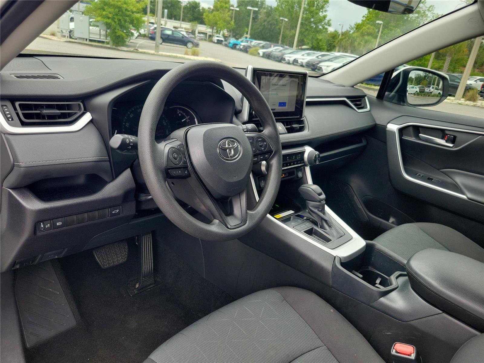 Used 2025 Ice Cap Toyota XLE image 20