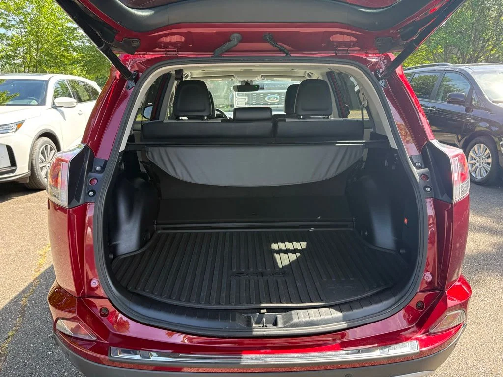 Used 2018 Red Toyota Limited image 23