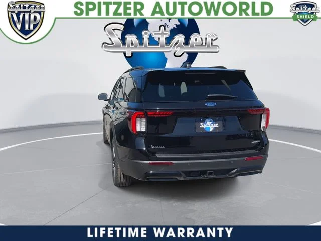 New 2026 Agate Black Metallic Ford ST-Line image 8