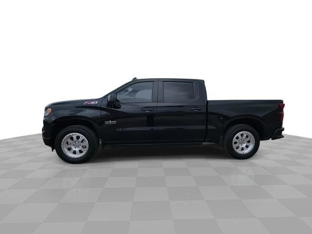 Used 2025 Black Chevrolet RST image 5