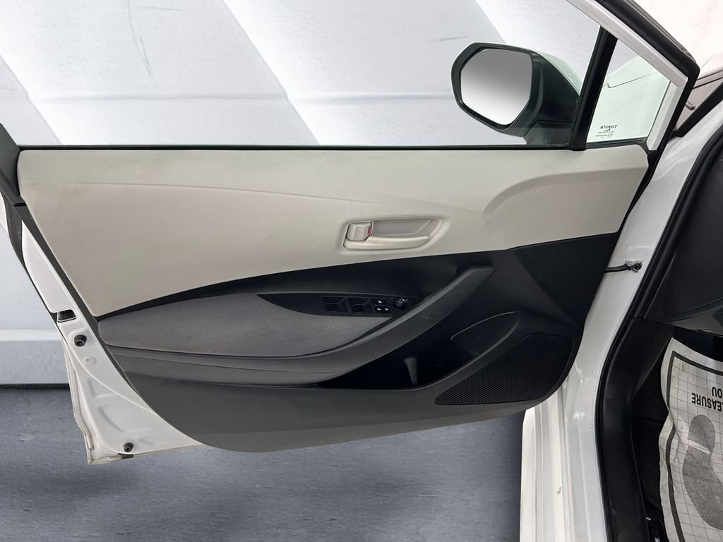Used 2023 White Toyota LE image 12
