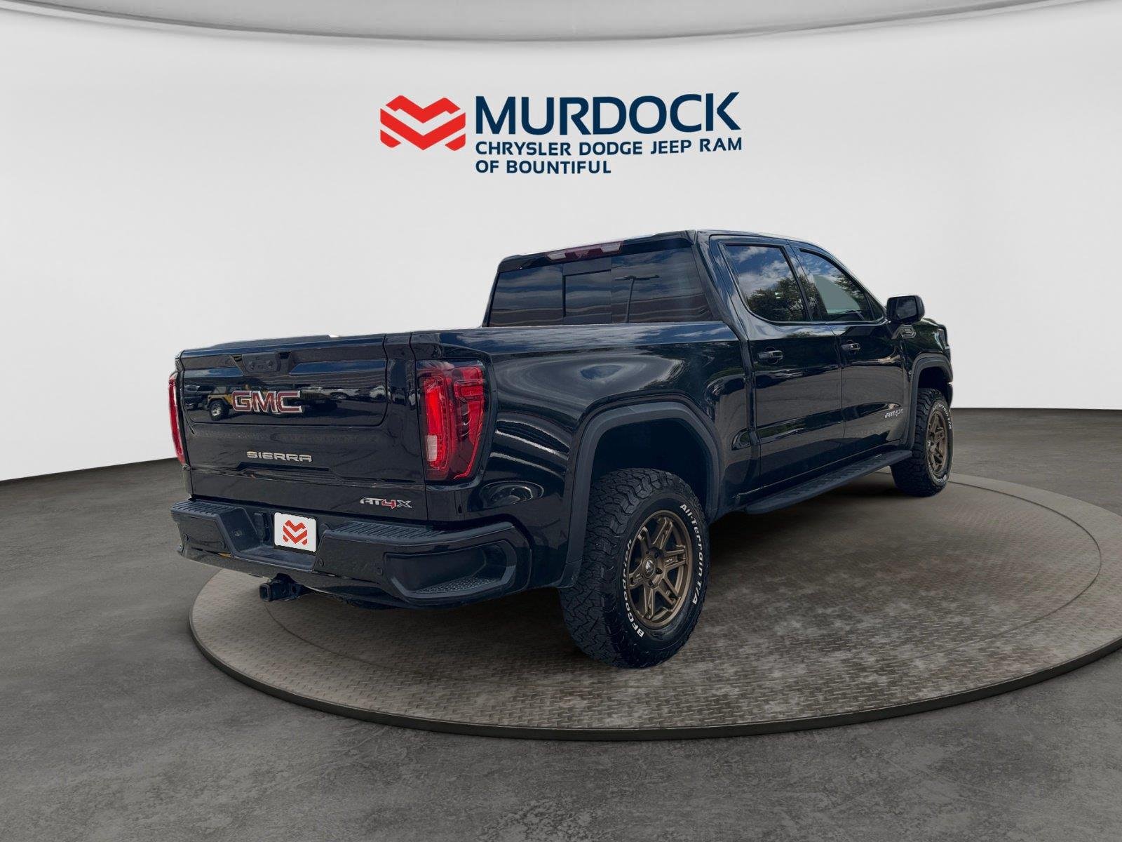 Used 2024 Onyx Black GMC AT4X image 10