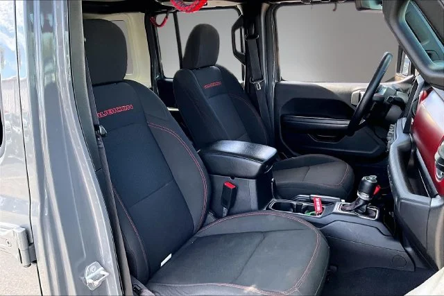 Used 2019 Gray Jeep Unlimited Rubicon image 27