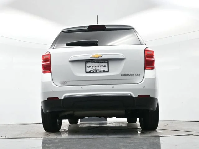 Used 2016 SUMMIT WHITE Chevrolet LTZ image 27