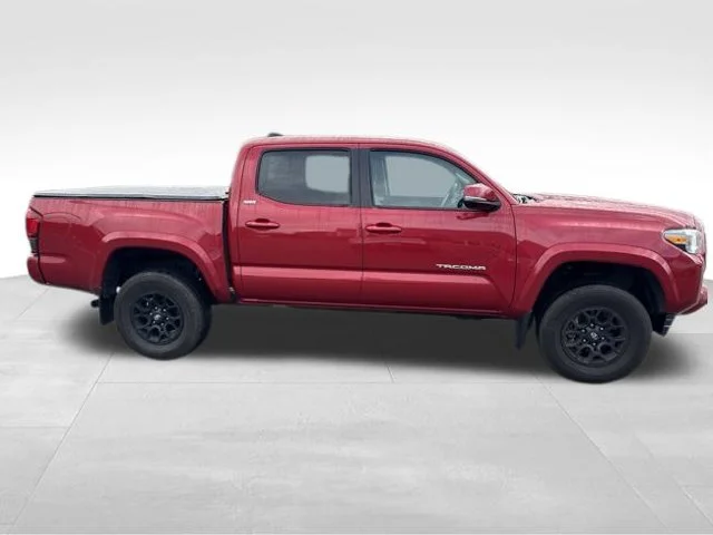Used 2021 Red Toyota SR5 image 6