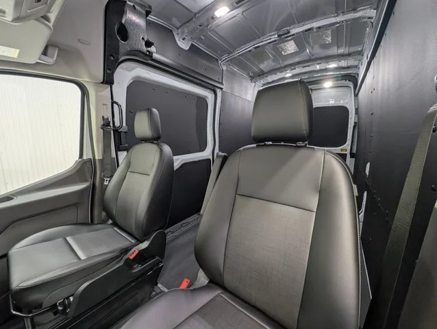 New 2026 Oxford White Ford Cargo Van image 38