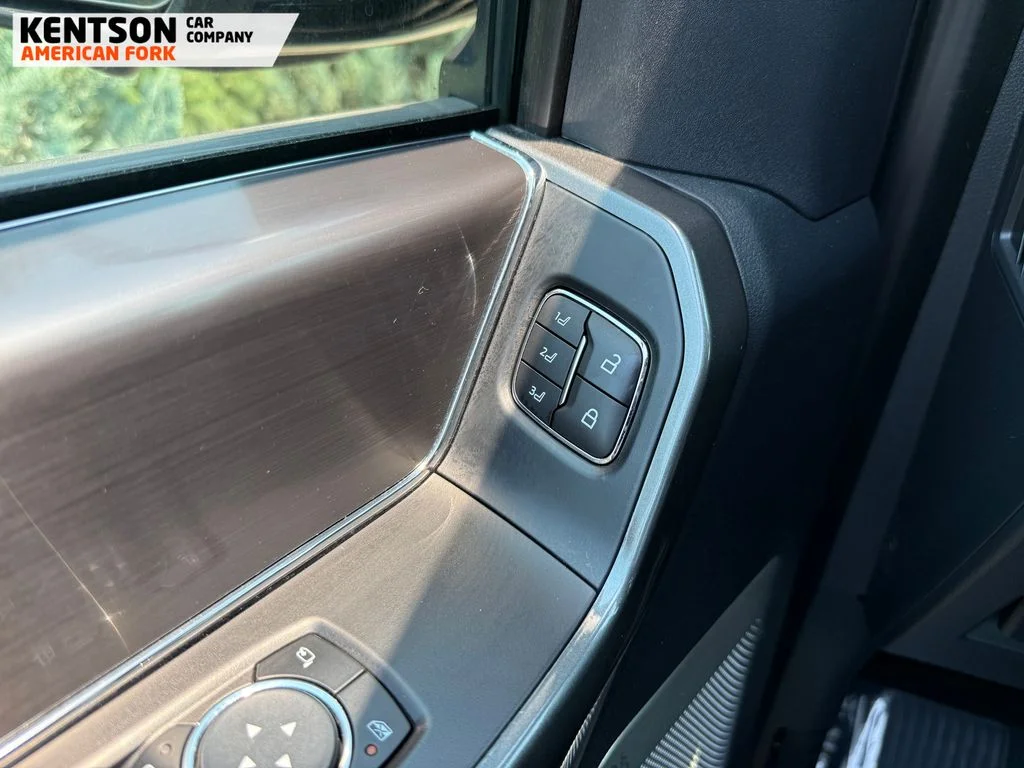 Used 2023 Black Ford Lariat image 20