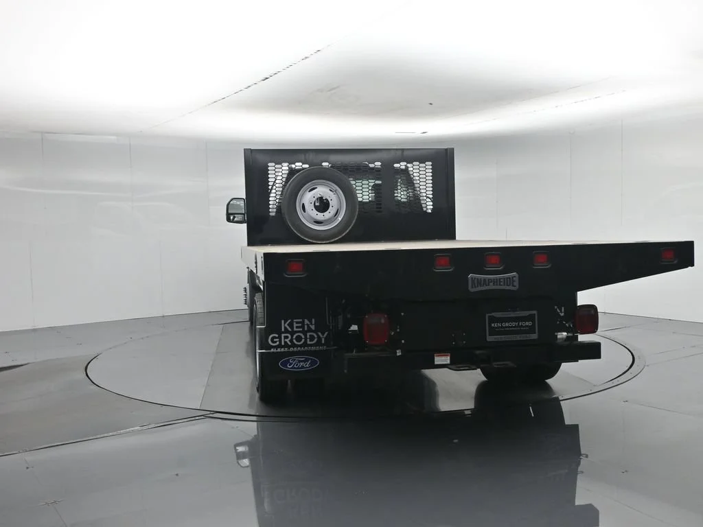 New 2026 Oxford White Ford XL image 49