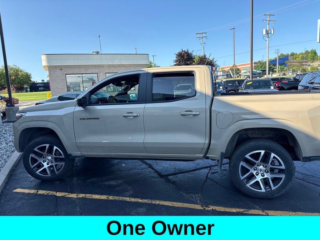 Used 2023 SAND DUNE METALLIC Chevrolet 4WD Z71 image 1