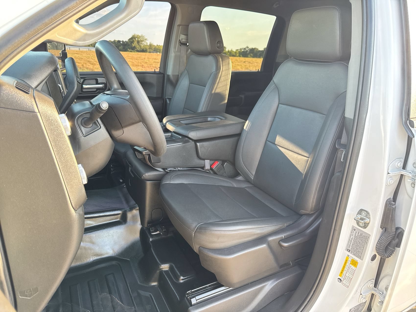 Used 2024 Summit White GMC Pro image 11
