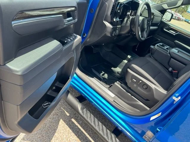Used 2026 Riptide Blue Metallic Chevrolet RST image 19
