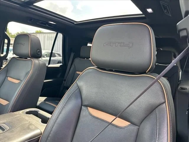 2023 GMC Yukon AT4 - Photo 26