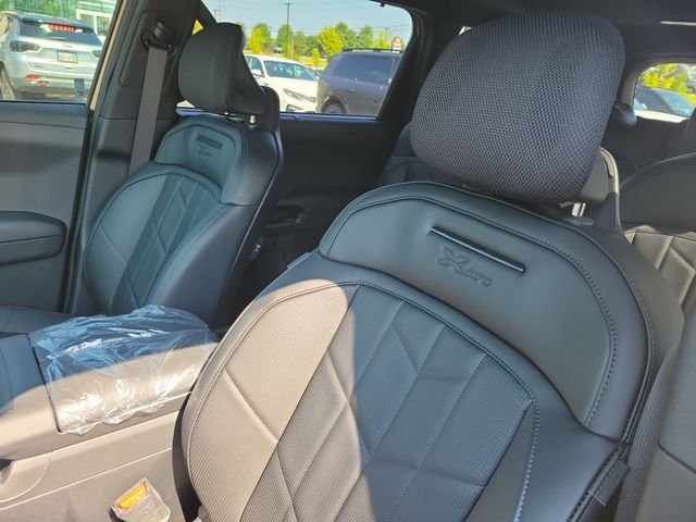 New 2027 Brown Kia X-Pro SX image 18