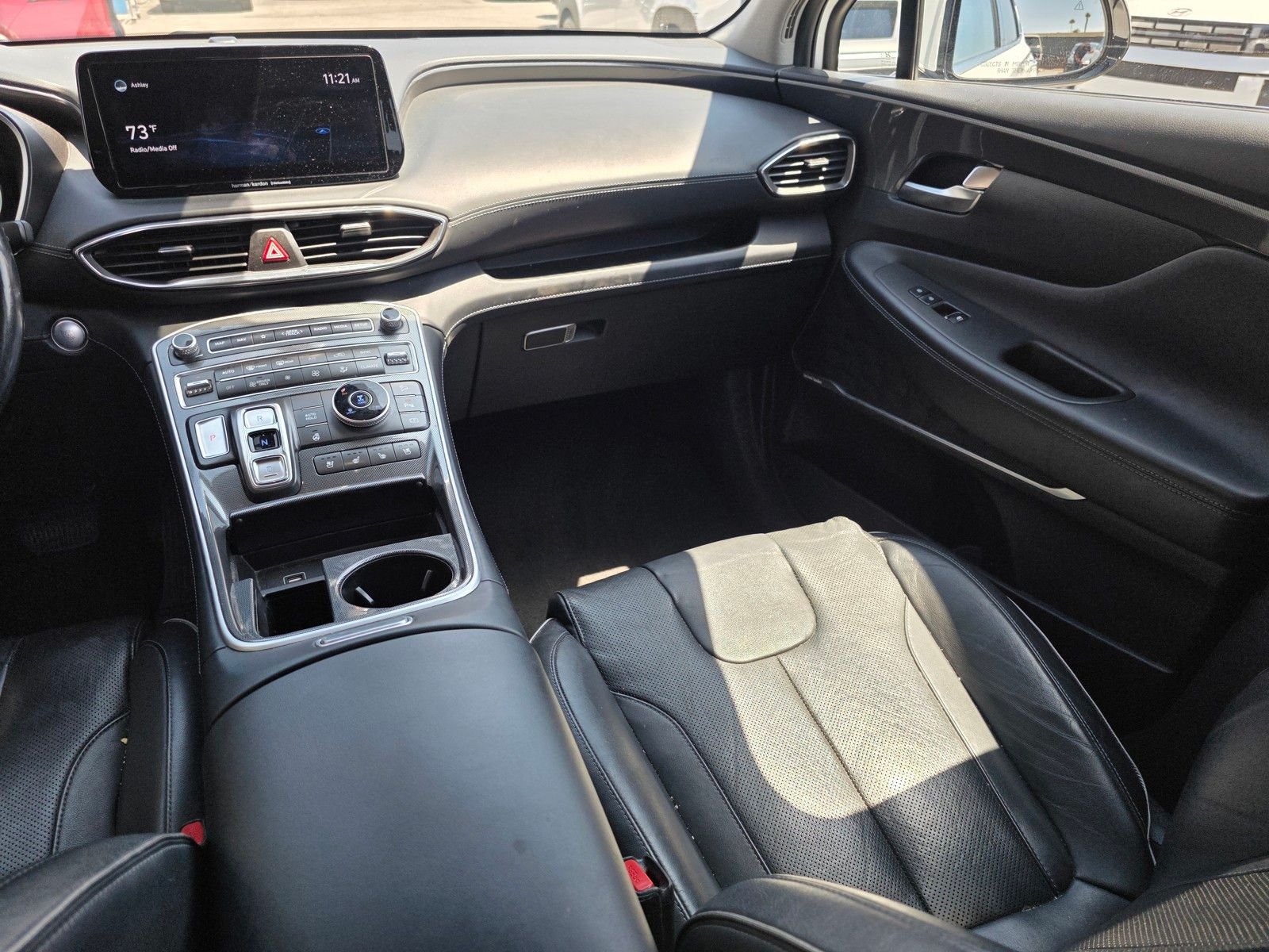 Used 2021 Cream White Hyundai Limited image 13