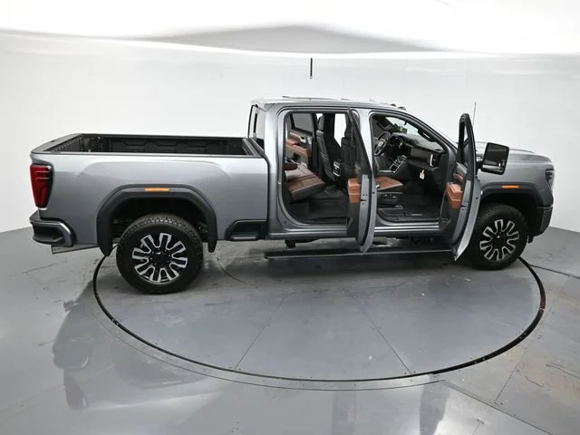 Used 2025 Sterling Metallic GMC Denali Ultimate image 44