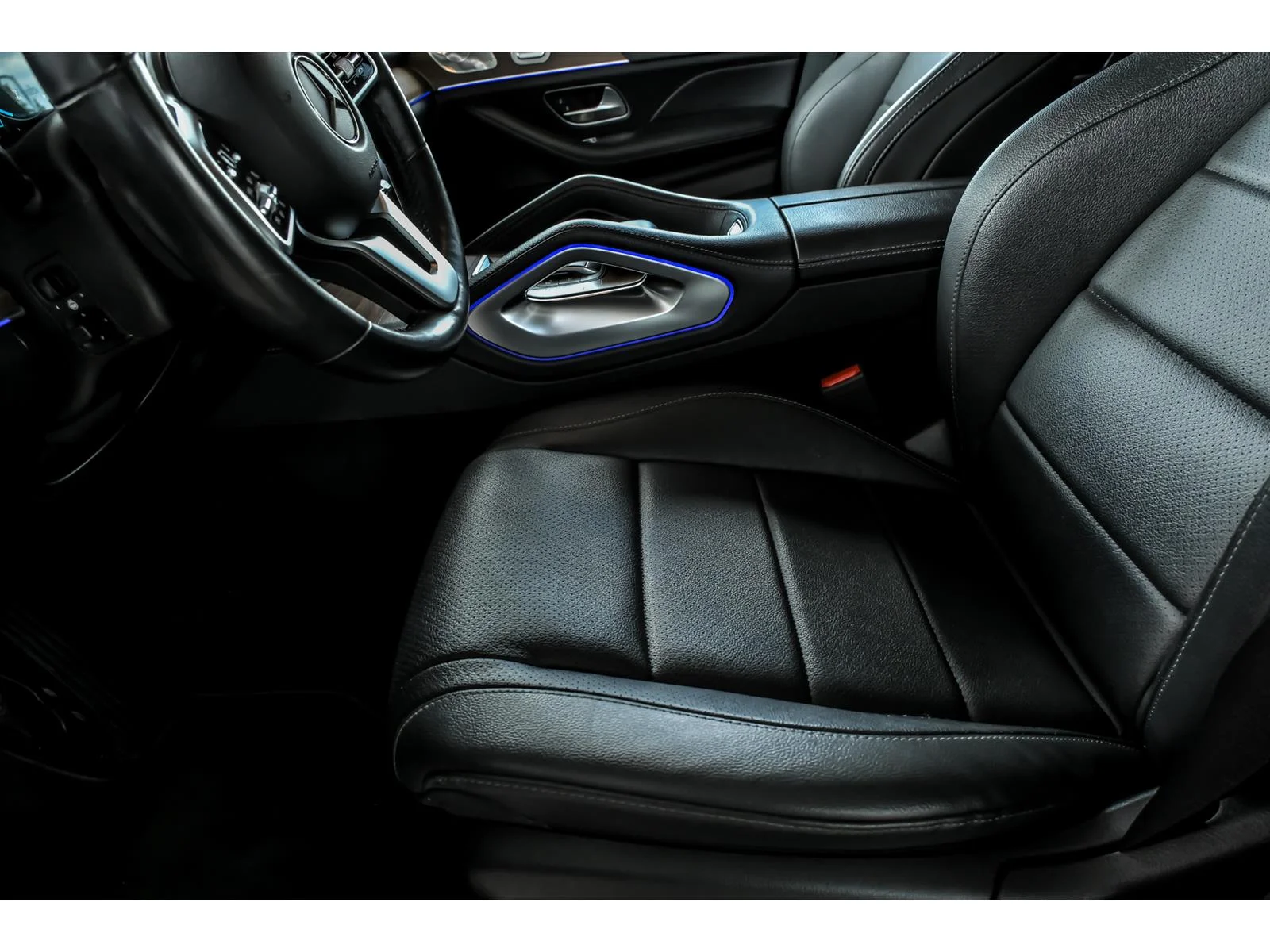 Used 2021 Black Mercedes-Benz GLE 350 4MATIC® image 9