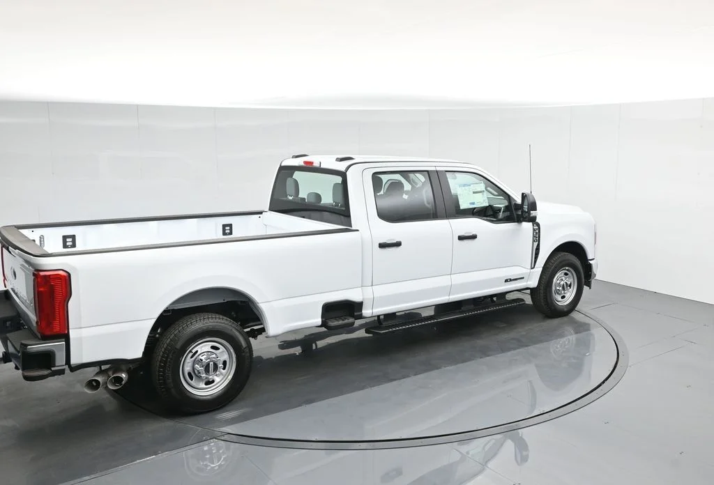 2026 Ford F-350 Super Duty XL - Photo 41