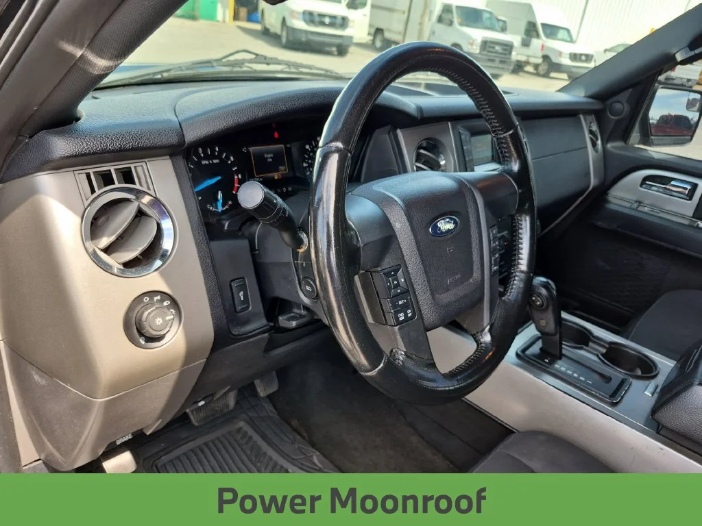 Used 2015 Black Ford XLT image 35