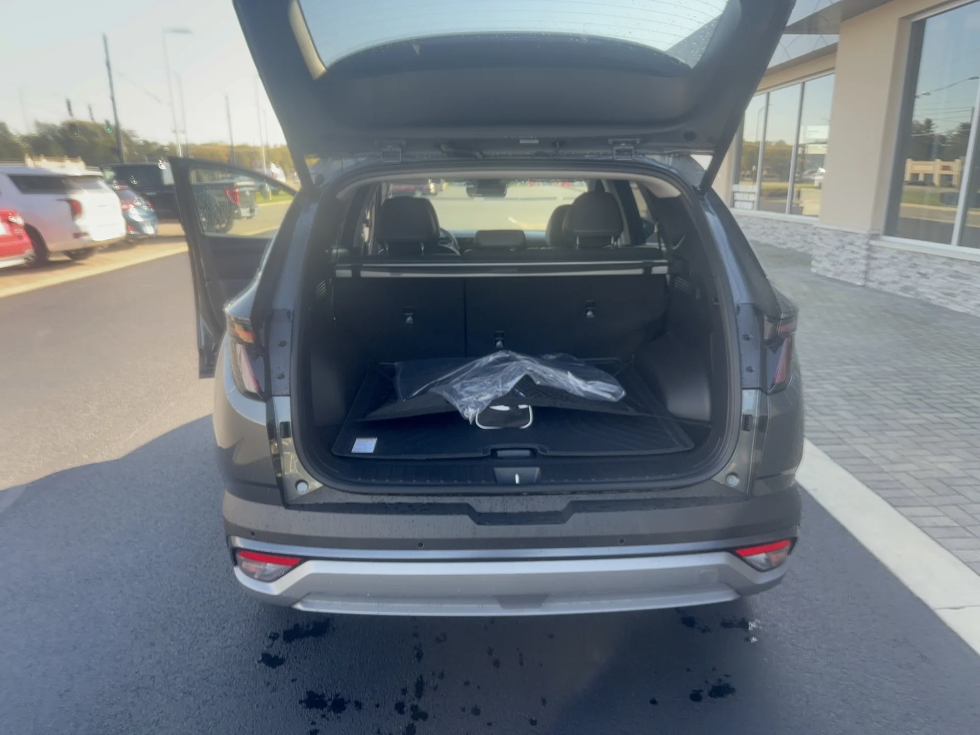 New 2026 Amazon Gray Metallic Hyundai Limited image 8