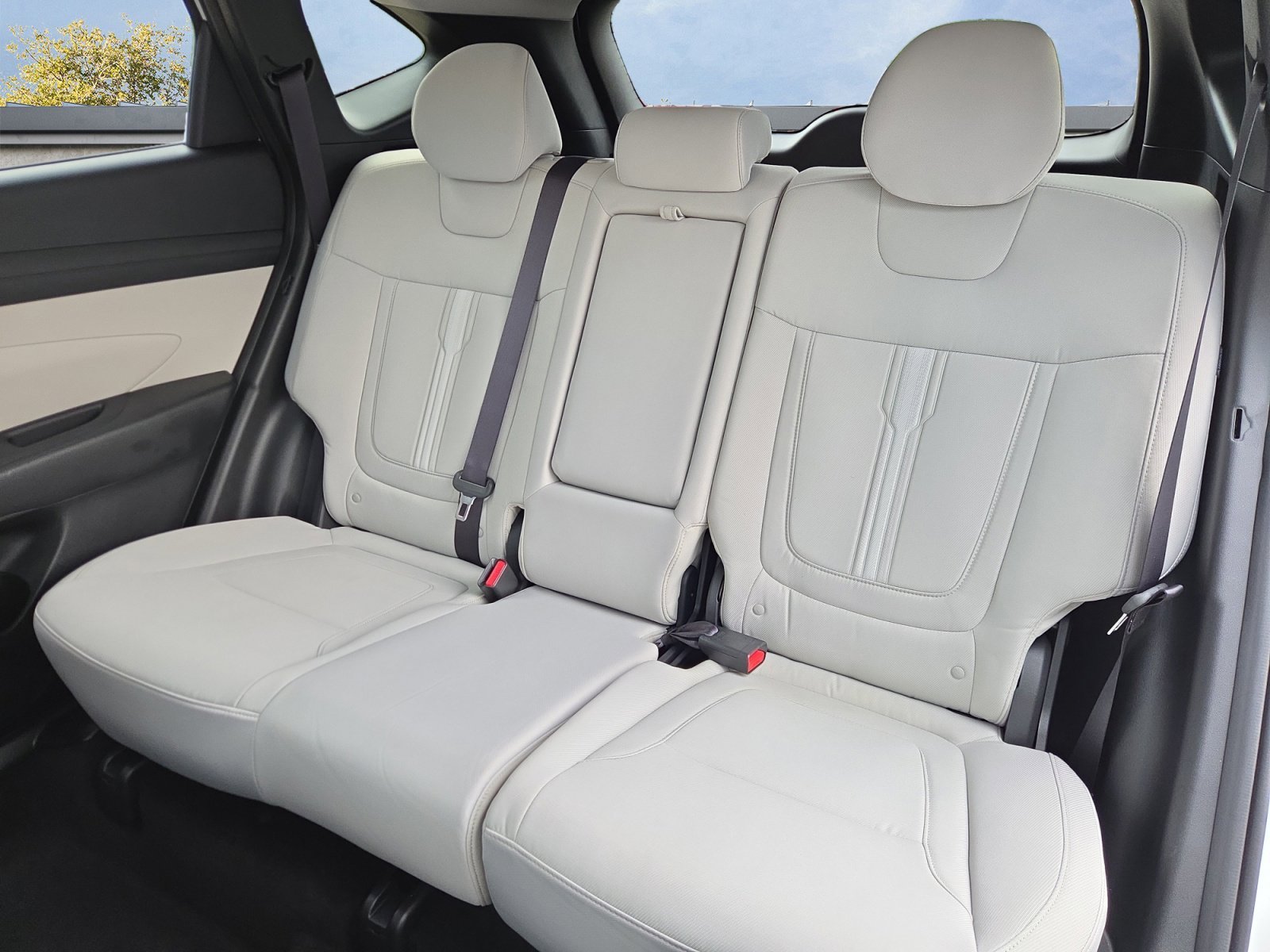 2026 Hyundai Tucson SEL - Photo 13