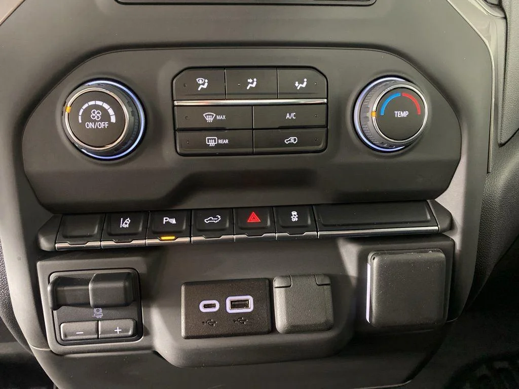 Used 2025 Summit White Chevrolet Work Truck image 18