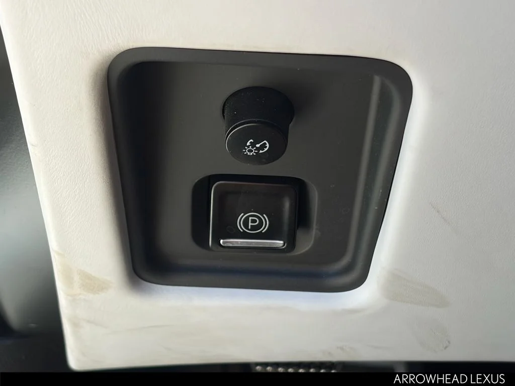Used 2023 Silver Chevrolet Stingray image 26